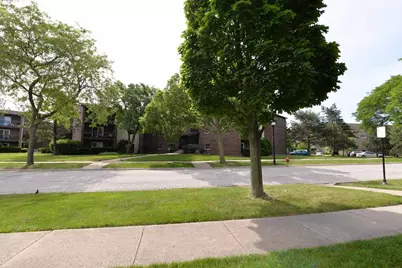 650 Perrie Drive #301, Elk Grove Village, IL 60007 - Photo 29
