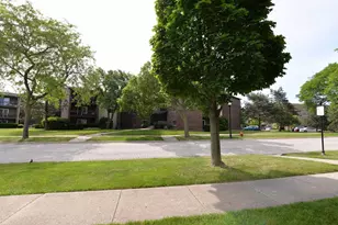 650 Perrie Dr, Elk Grove Village, IL 60007 - Photo 29