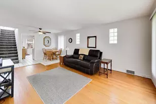6040 N Niagara Ave, Chicago, IL 60631 - Photo 3