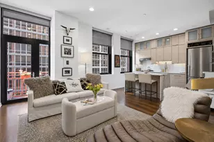 208 W Washington St, Chicago, IL 60606 - Photo 3