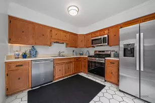 1111 S Waukegan Rd, Lake Forest, IL 60045 - Photo 13