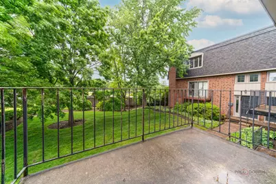 1111 S Waukegan Road #4, Lake Forest, IL 60045 - Photo 7
