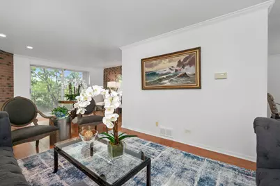 1111 S Waukegan Road #4, Lake Forest, IL 60045 - Photo 9