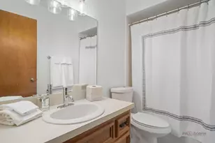 1111 S Waukegan Rd, Lake Forest, IL 60045 - Photo 29