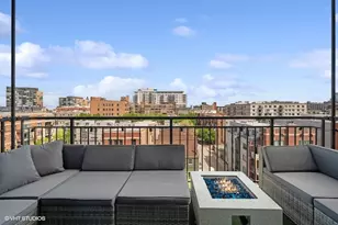 859 W Erie St, Chicago, IL 60642 - Photo 19