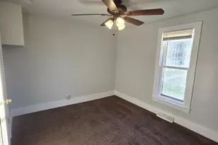 19550 Fellows Rd, Morrison, IL 61270 - Photo 7