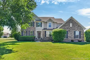 433 Kay St, Crystal Lake, IL 60014 - Photo 1
