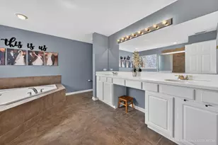 433 Kay St, Crystal Lake, IL 60014 - Photo 23