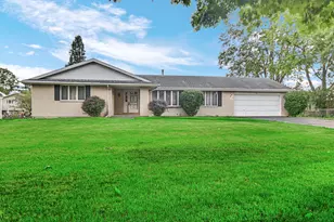 325 Wintree Ln, New Lenox, IL 60451 - Photo 3