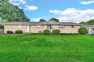 325 Wintree Ln, New Lenox, IL 60451 - Photo 23