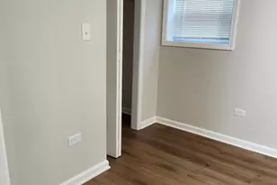 4825 W Bloomingdale Ave, Chicago, IL 60639 - Photo 11
