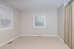 309 W Torrance Ave, Pontiac, IL 61764 - Photo 9