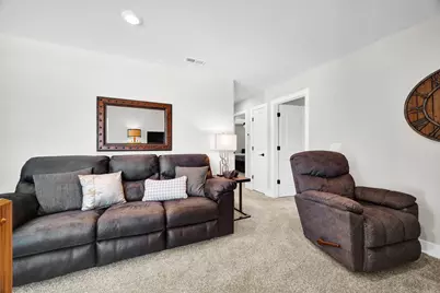 5105 Finlen Lane, Bloomington, IL 61705 - Photo 25