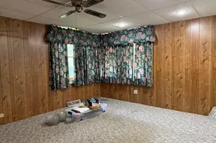 708 E Glover St, Ottawa, IL 61350 - Photo 17