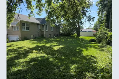 708 E Glover Street, Ottawa, IL 61350 - Photo 25