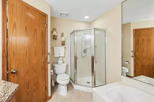 [Address not provided], Buffalo Grove, IL 60089 - Photo 21