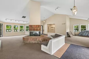 [Address not provided], Buffalo Grove, IL 60089 - Photo 39