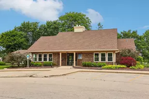 [Address not provided], Buffalo Grove, IL 60089 - Photo 35