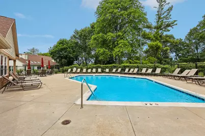 [Address not provided], Buffalo Grove, IL 60089 - Photo 41