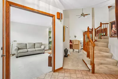 [Address not provided], Buffalo Grove, IL 60089 - Photo 13