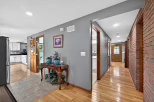 21 S Elmhurst Rd, Prospect Heights, IL 60070 - Photo 21