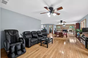 21 S Elmhurst Rd, Prospect Heights, IL 60070 - Photo 17