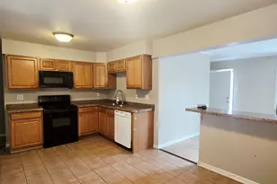 240 Tampa St, Park Forest, IL 60466 - Photo 9