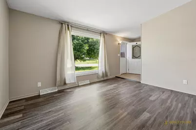 264 Joseph Street, Woodstock, IL 60098 - Photo 3