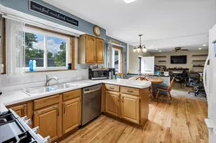 612 Fairview Ln, Schaumburg, IL 60193 - Photo 7
