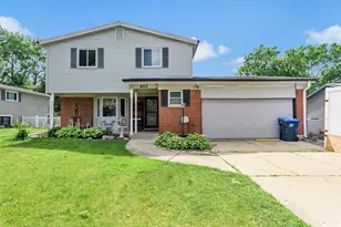 612 Fairview Ln, Schaumburg, IL 60193 - Photo 1