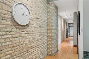 1473 W Foster Ave, Chicago, IL 60640 - Photo 9