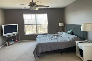958 Shoreline Dr, Aurora, IL 60504 - Photo 11