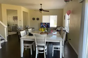 958 Shoreline Dr, Aurora, IL 60504 - Photo 7
