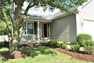 958 Shoreline Dr, Aurora, IL 60504 - Photo 3