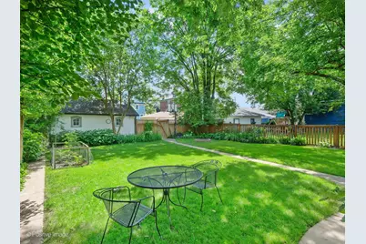 160 N Elmwood Avenue, Oak Park, IL 60302 - Photo 33