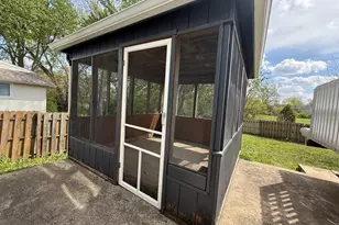 3307 Fountainbleau Dr, Hazel Crest, IL 60429 - Photo 9