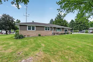 23854 W Essex Dr, Channahon, IL 60410 - Photo 1