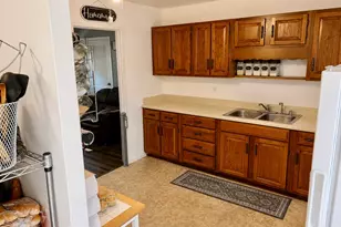 105 S Miller St, Clifton, IL 61727 - Photo 7