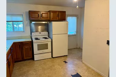 105 S Miller Street, Clifton, IL 61727 - Photo 5