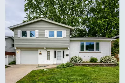 10112 S Kostner Avenue, Oak Lawn, IL 60453 - Photo 1