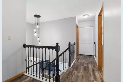 83 Canterbury Trail, Romeoville, IL 60446 - Photo 19
