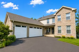 81 Misty Hl Ln, Hainesville, IL 60030 - Photo 1