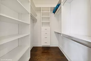 2341 N Drake Ave, Chicago, IL 60647 - Photo 13