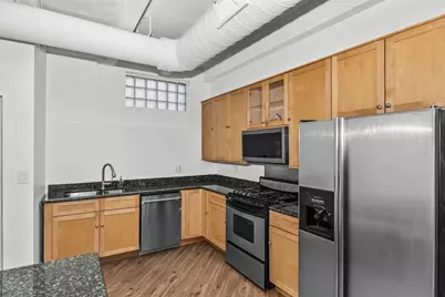 [Address not provided], Chicago, IL 60618 - Photo 5