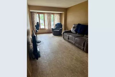 10439 S Albany Avenue, Chicago, IL 60655 - Photo 3
