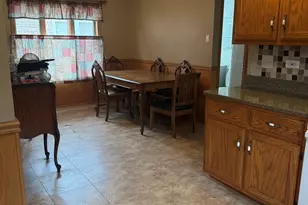 10439 S Albany Ave, Chicago, IL 60655 - Photo 5