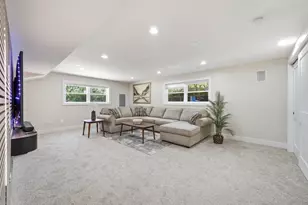 9407 Ozark Ave, Morton Grove, IL 60053 - Photo 23
