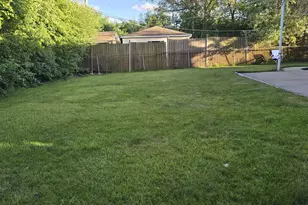 9407 Ozark Ave, Morton Grove, IL 60053 - Photo 29