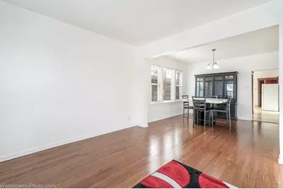 2340 Harvey Avenue, Berwyn, IL 60402 - Photo 7