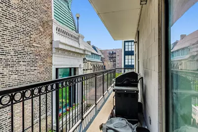 1919 S Michigan Avenue #302, Chicago, IL 60616 - Photo 9